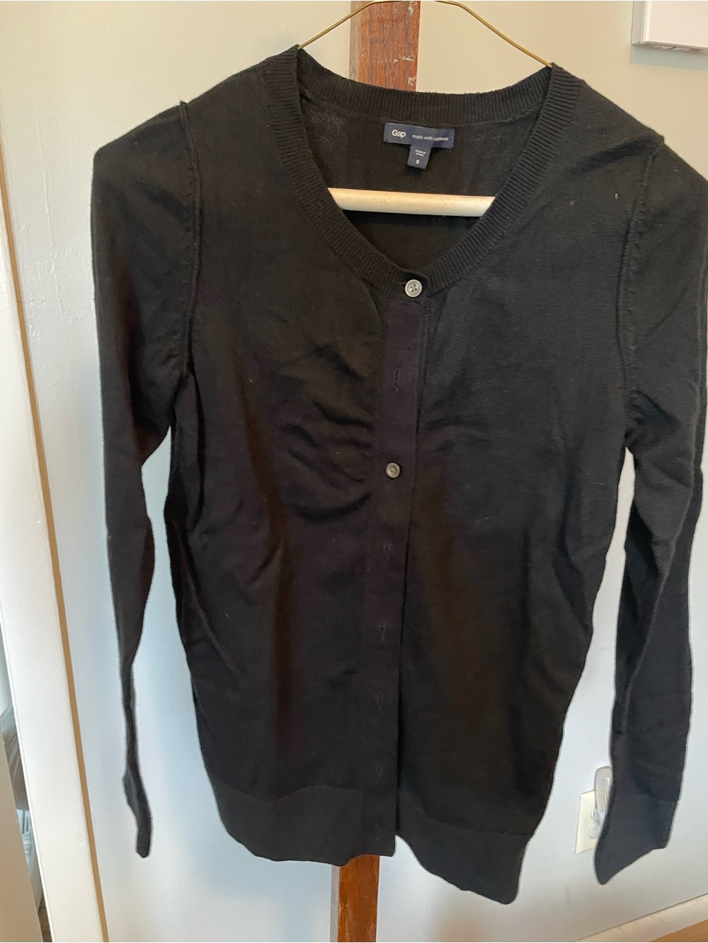 Gap Women's Black Button-Front Cardigan Sweater- cashmere blend, size S
